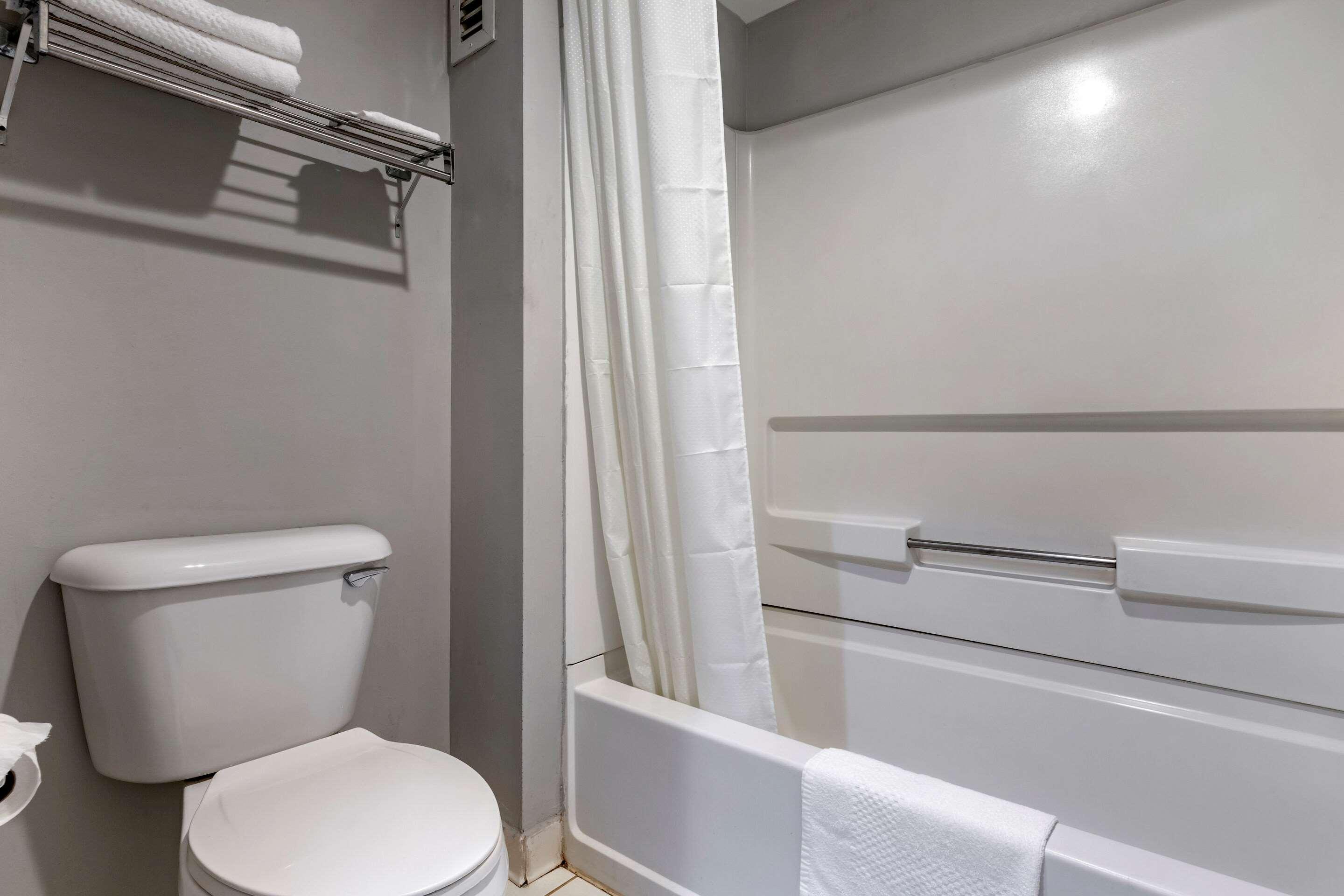 Econo Lodge St. Stephen Kültér fotó