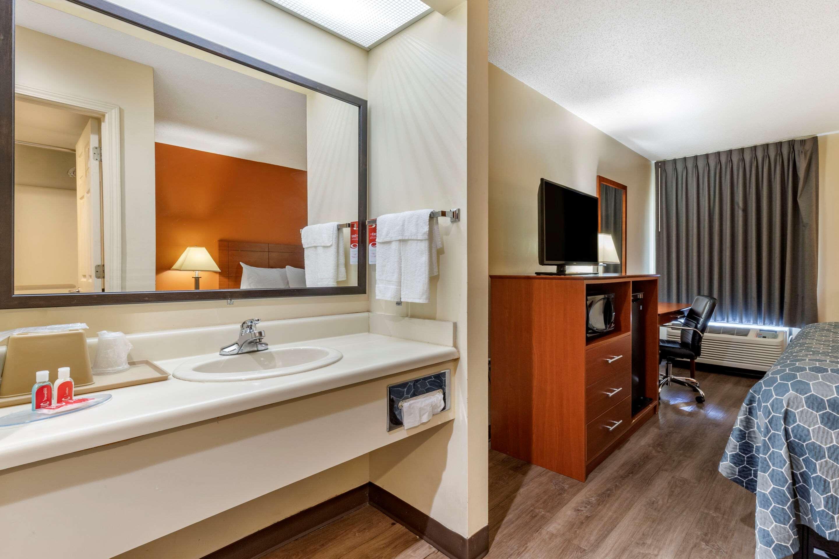 Econo Lodge St. Stephen Kültér fotó