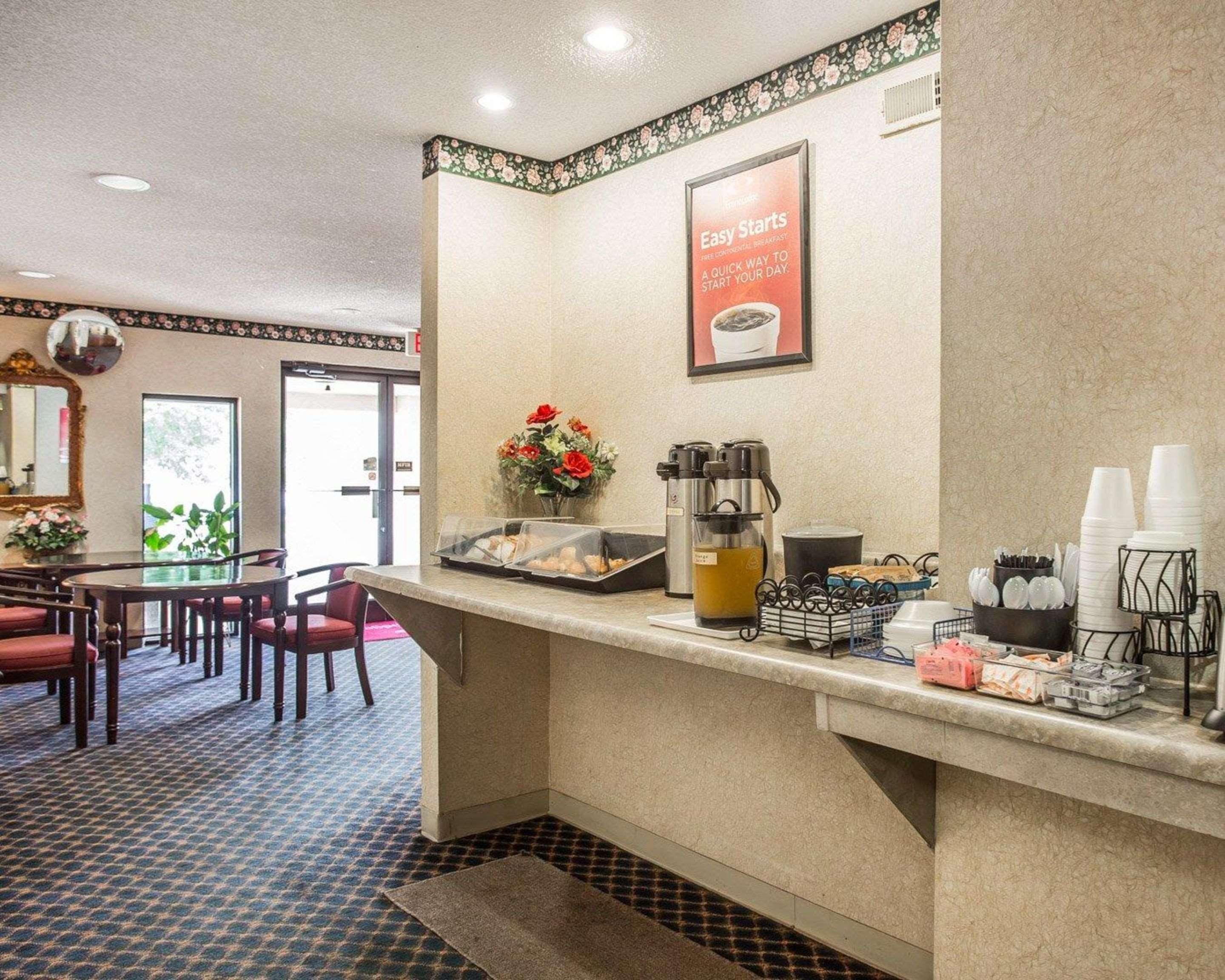 Econo Lodge St. Stephen Kültér fotó